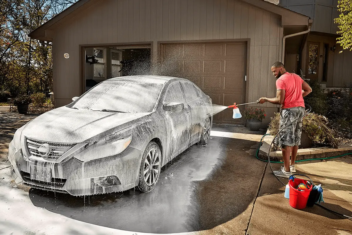 Car washing at home – advice and tips